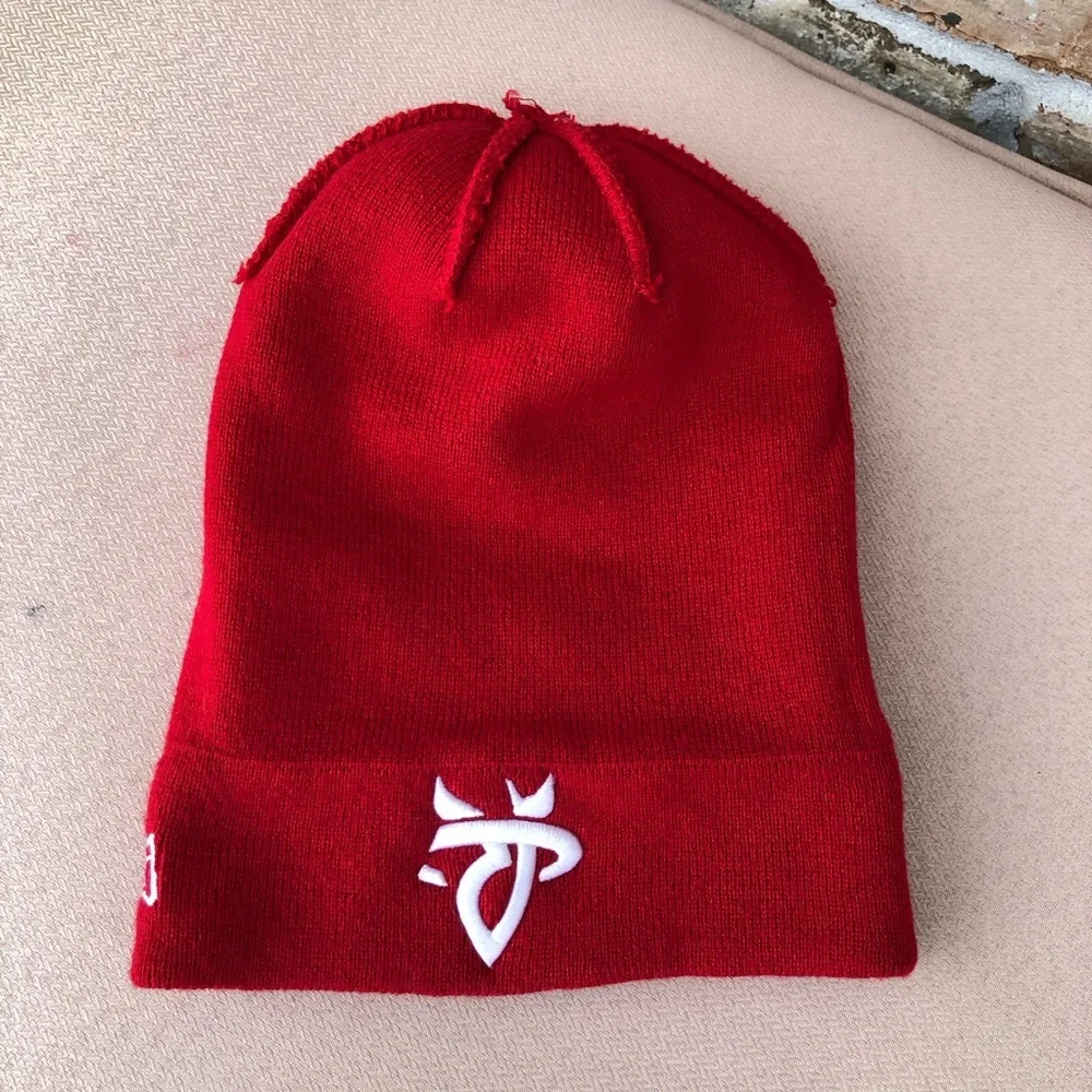 New Era Madison Alabama Rocket City Trash‎ Pandas Knit Red Pom Pom Beanie Hat
